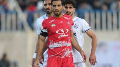 واکنش فوری داور سرشناس به گل دوم پرسپولیس در برابر ملوان ؛ مردود بود! | پرسپولیس از VAR هم سود می‌برد؟