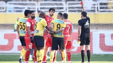 جنجال داوری بازی سپاهان و پرسپولیس | کارشناس برجسته: VAR داور را به اشتباه انداخت