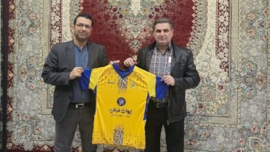 رضا زرخانلی سرمربی تیم فوتسال فرش آرا شد