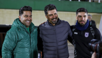 فلاح وارد عکس مربیان قبلی و جدید شد!