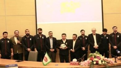 برگزاری مراسم خیریه واگذاری توپ دربی با حضور سرمربی تیم ملی