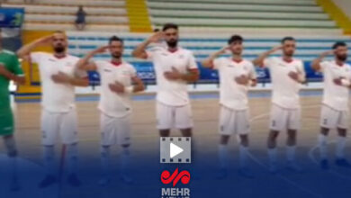 سلام نظامی اعضای تیم ملی فوتسال ناشنوایان ایران