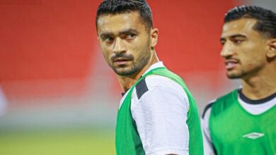 کریمی: داور ما را خیلی عصبانی کرد؛ مهاجم قطر باید اخراج می شد