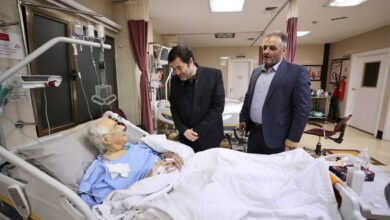 تقدیر وزیر ورزش از «پیاتزا» در عیادت از پیشکسوت والیبال