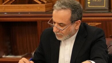 پیام تبریک وزیر امور خارجه در پی قهرمانی تیم ملی وزنه‌برداری ایران