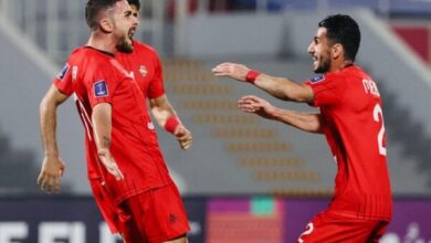 تراکتور در یک نیمه نسخه شارجه را پیچید