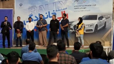 تجلیل از قهرمانان رالی خانوادگی شاهرود تجلیل از قهرمانان رالی خانوادگی شاهرود