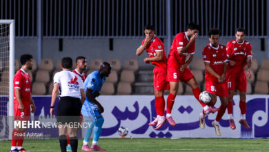 احمد محمدی داور شمس‌آذر و پرسپولیس شد؛ سوت استقلال و فولاد برای حیدری