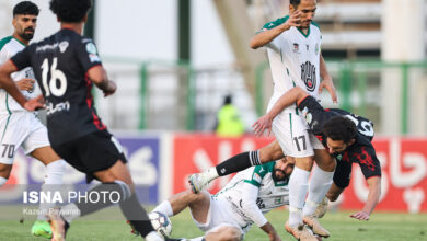 سرمربی خیبر خرم‌آباد: مشکل گل‌زنی در فوتبال ایران ریشه‌ای است/ لیاقت بازیکنانم بیش از این‌هاست