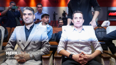 ورود و خروج در کادرفنی پرسپولیس با دستور سرمربی ممنوع شد ورود و خروج در کادرفنی پرسپولیس با دستور سرمربی ممنوع شد