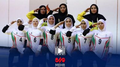 همخوانی دختران گلبال ایران در امارات به افتخار «ایران»