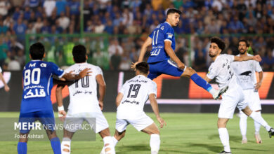 زمان بازی استقلال و ذوب آهن تغییر کرد