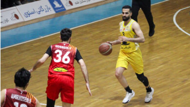 کار سخت نفت در دیدار خانگی/ مهگل به دنبال شکستن یک طلسم