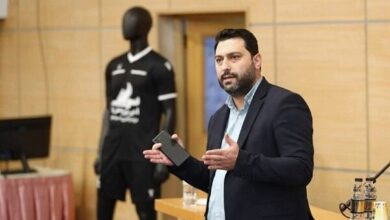 اقدام گیتی پسند غیرحرفه‌ای است/ فدراسیون فوتبال شکایت خواهد کرد