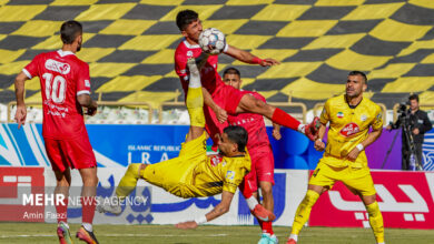 لیگ برتر فوتبال – فجر شهید سپاسی و پرسپولیس