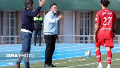 سرمربی فولاد هرمزگان: ۲۴ ساعت قبل از بازی گفتند در یزد بازی کنید!