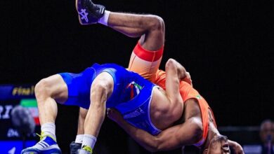 تیم منتخب کشتی فرنگی به ایران برگشت/  محمد بنا با آذربایجان قهرمان شد