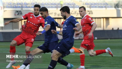 سرمربی پرسپولیس روی لبه تیغ برکناری یا استعفا/ قول حدادی هم پوچ شد!
