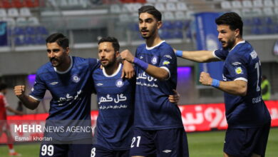 لیگ برتر فوتبال – گل‌گهر و پرسپولیس
