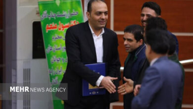  پرداخت حقوق به اردونشینان ناگویا توسط مدیرکل ورزش استان مرکزی