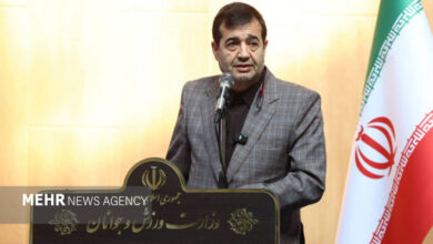 احمد دنیامالی: خانواده ورزش همیشه کنار مردم بوده است