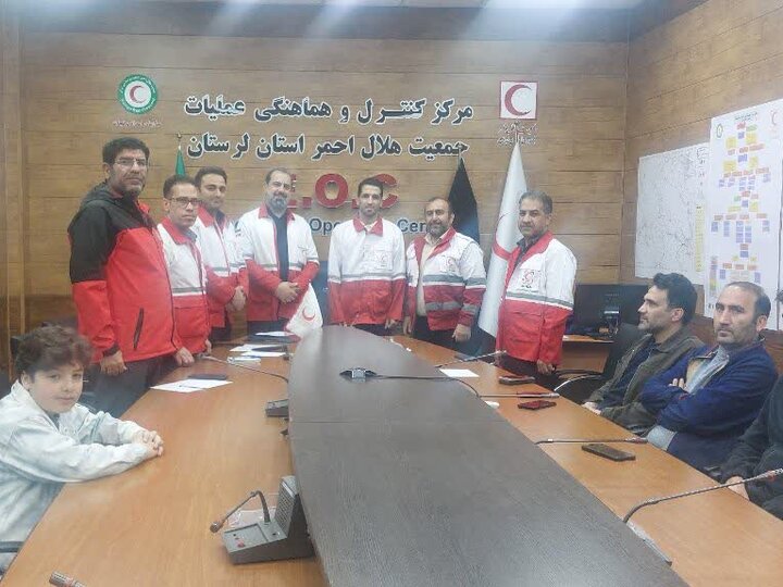 «وحید امیری» به پویش داوطلبان هلال‌احمر پیوست