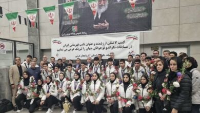 استقبال از تکواندوکاران نایب قهرمان جهان در مرز رازی