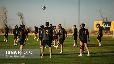 سپاهان پوستر دیدار با فجرسپاسی را به کودکان اوتیسم سپرد